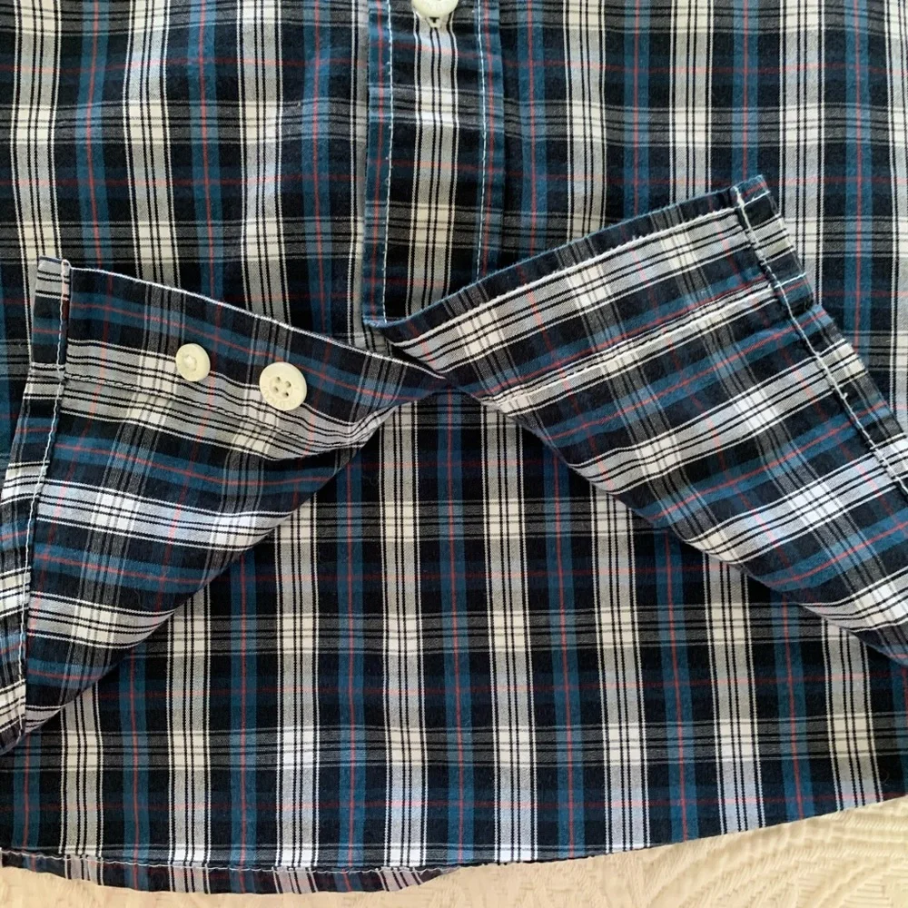 Old Navy Button Down Shirt Boys Size XL Blue White Plaid Long Sleeves